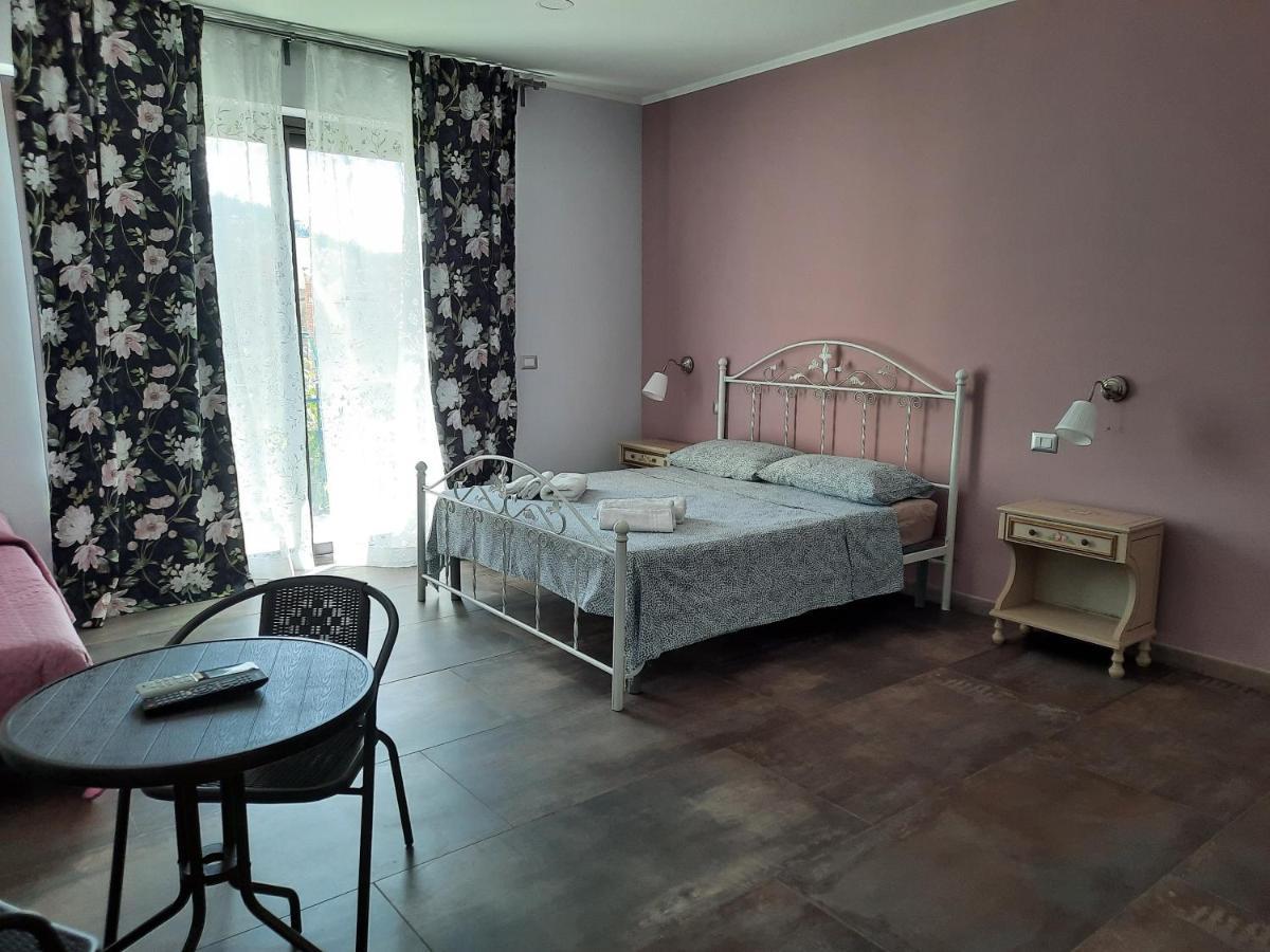 Taorbay Bed & Breakfast Giardini Naxos Ngoại thất bức ảnh
